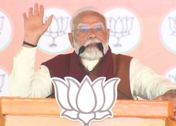 ‘AAP’दा वालों ने निचोड़ लिया दिल्ली का पैसा