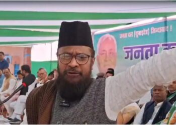 वक्फ बिल पर लोकसभा में मुहर के बाद JDU में महाभारत……