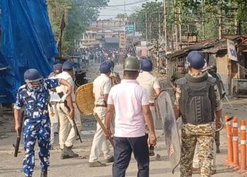 मुर्शिदाबाद में इंटरनेट बंद, हालात सामान्य, भारी पुलिस बल तैनात………….