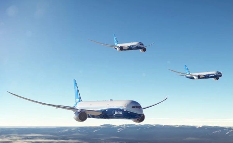 सवालों के घेरे में रही है ड्रीमलाइनर 787 की सुरक्षा…………..