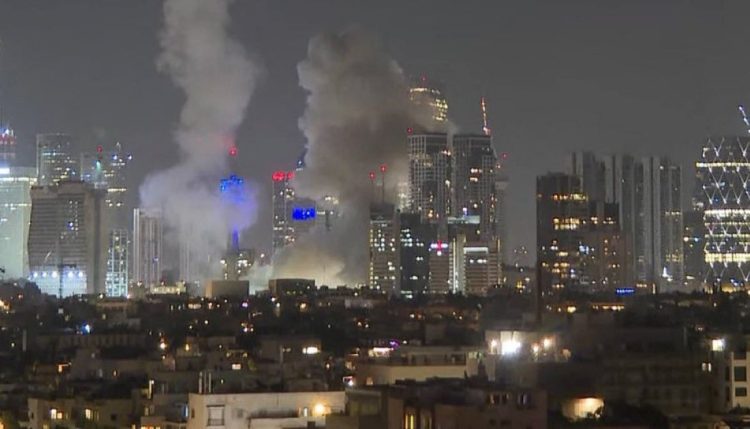 इजराइल-ईरान में 8 घंटे भीषण लड़ाई , इजरायल ने ईरान के जंजान में आर्म्ड ब्रिगेड का मैन बेस किया तबाह, ईरान ने भी 150 मिसाइलें दागीं…………….