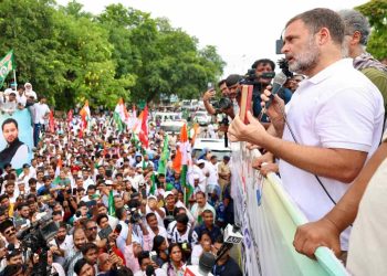 महाराष्ट्र में जनादेश छीना, अब बिहार की बारी, तरीका नया साजिश पुरानी : राहुल गांधी