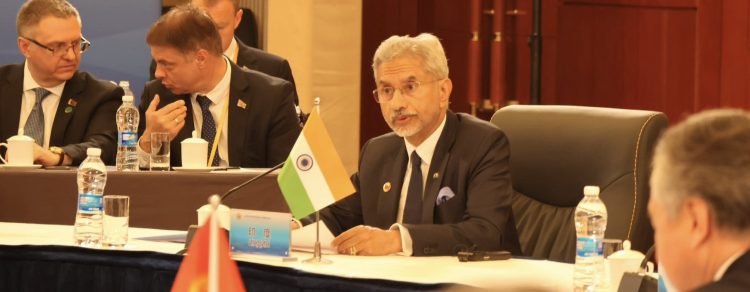 भारत आतंकवाद को कतई बर्दाश्त नहीं करेगा,  भारत आतंकियों के खिलाफ कठोर कार्रवाई करेगा……………………..