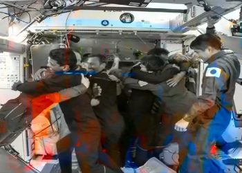 अंतरराष्ट्रीय अंतरिक्ष स्टेशन पर 18 दिन रहने के बाद भारतीय अंतरिक्ष यात्री शुभांशु शुक्ला आज धरती पर लौटने के लिए हुए रवाना