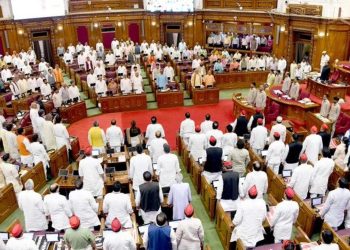 मैराथन चर्चा पर गदगद हुए सीएम योगी, सपा के विधायकों की तारीफ