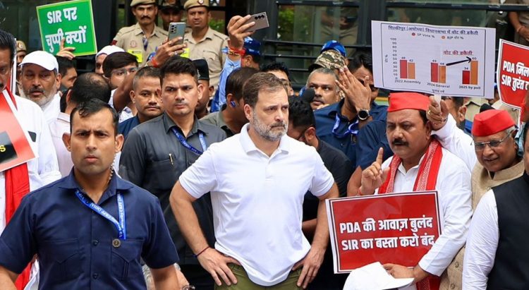 ‘वोट चोर सरकार’ जैसे बड़े आरोपों पर राहुल के सपोर्ट में सड़क पर क्यों नहीं उतर रही जनता?