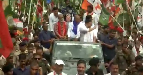 ‘तेजस्वी भैया प्रकाश वीर को हटाना होगा आपको’…………….