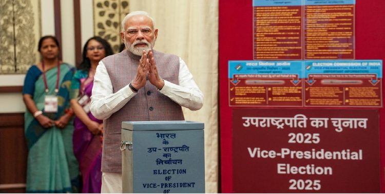 आज देश को मिल जाएगा नया उपराष्ट्रपति, वोटिंग जारी , पीएम मोदी, खरगे-सोनिया समेत नेताओं ने डाला वोट……