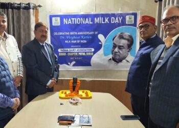 राष्ट्रीय दुग्ध दिवस केवल एक समारोह नहीं, बल्कि किसानों को सशक्त बनाने का संकल्प है : डी.के. श्रीवास्तव