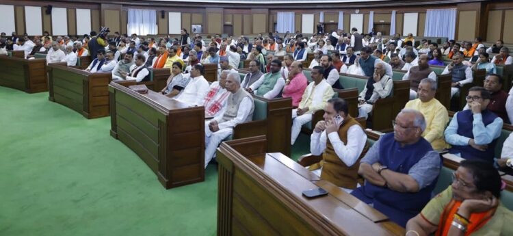 बिहार में मंत्रियों के विभाग बंटने के साथ ही विधानसभा अध्यक्ष पद पर एनडीए में मंथन तेज……………..