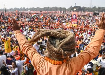 कोलकाता के ब्रिगेड ग्राउंड में दिखा विहंगम दृश्य……………