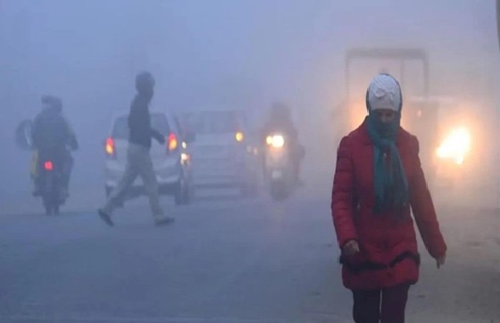 बिहार के 22 जिले में कोल्ड-डे का ऑरेंज अलर्ट, 8 ट्रेनें लेट , कोहरे की वजह से फ्लाइट प्रभावित