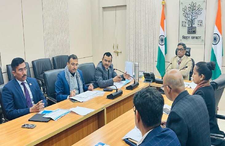 काम में लापरवाही नहीं चलेगी, तय समय में पूरा करें प्रोजेक्ट…