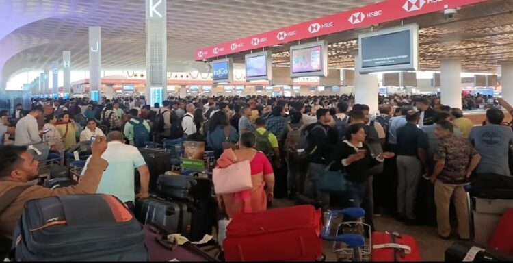 IndiGo संकट खत्म होने के आसार : DGCA ने वापस लिया रोस्टर को लेकर अपना आदेश