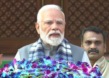 जो ड्रामा करना चाहता है, कर सकता है, यहां नारों पर नहीं, पॉलिसी पर जोर होना चाहिए……………