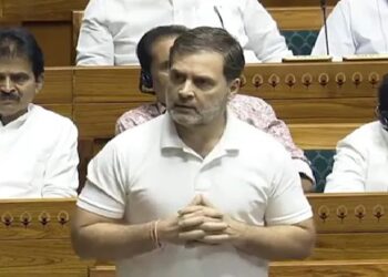 लोकसभा में आज SIR और चुनाव सुधारों पर होगी 10 घंटे की बहस ,कांग्रेस की ओर से राहुल गांधी समेत 10 नेता लेंगे हिस्सा …..