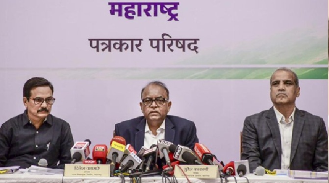 दबाव या फिर लालच! निर्विरोध उम्मीदवारों के चुने जाने की जांच करेगा EC