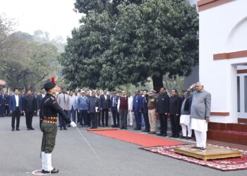 मुख्यमंत्री नीतीश कुमार ने एक अणे मार्ग पर किया ध्वजारोहण …………