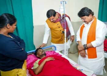 इंदौर में कैसे हुई 15 लोगों की दर्दनाक मौत , 32 ICU में ?