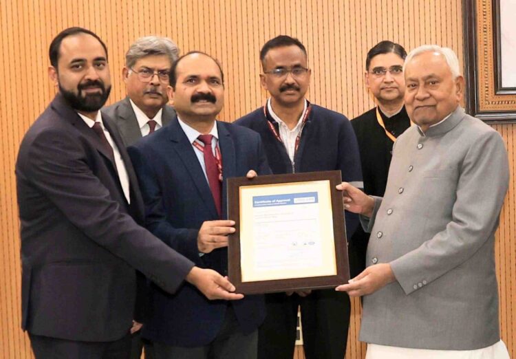 प्रशासनिक सुधार पर आईएसओ प्रमाणन पत्र मिला