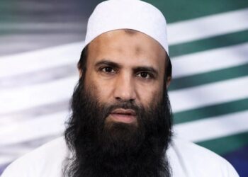 ‘आंतकियों को मेहमान बनाती है सेना,’ सैफुल्लाह कसूरी के दावे पर फंसा पाकिस्तान