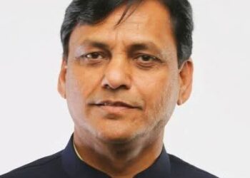 अब उनलोगों का यहां गुजारा नहीं…………..