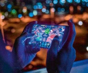 डिजिटल दुनिया में फंसे युवा मन की भयावह सच्चाई………………..