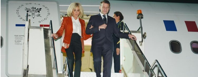 “वेलकम टू इंडिया, माय डियर फ्रेंड”, राष्ट्रपति मैक्रों के आगमन पर पीएम मोदी का खास संदेश…………