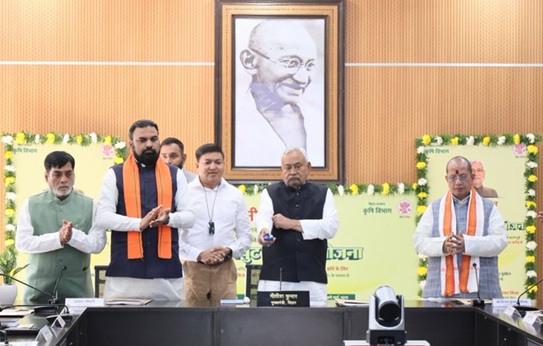 बिहार के अन्नदाताओं को सौगात: CM नीतीश कुमार आज 2 लाख किसानों के खाते में भेजें  ₹113 करोड़ का अनुदान