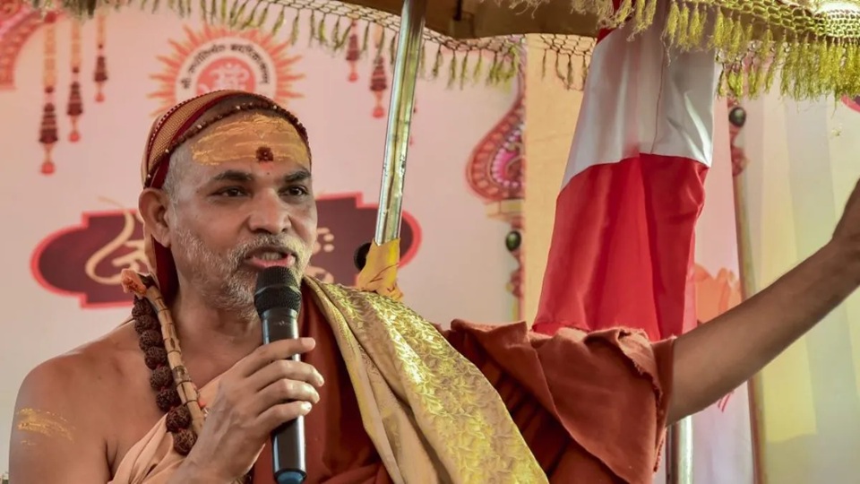 अविमुक्तेश्वरानंद को एडीजे पॉक्सो कोर्ट से झटका, यौन शोषण के आरोप में दर्ज होगी एफआईआर