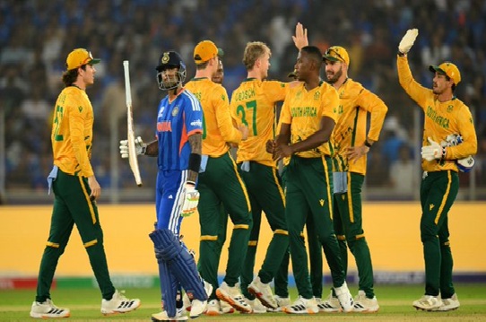 टी-20 इंटरनेशनल में भारत की दूसरी सबसे बड़ी हार ,साउथ अफ्रीका ने 76 रन से हराया ………………