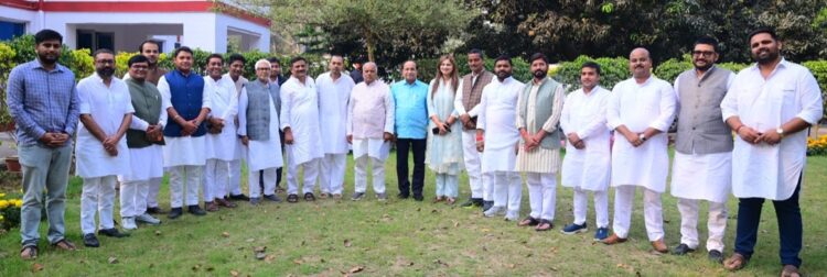 पॉलिटिकल डेब्यू से पहले निशांत ने विधायकों के साथ की मीटिंग, कल जॉइन करेंगे JDU …………………