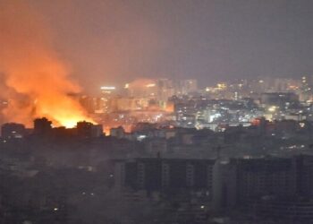 पश्चिम एशिया में युद्ध की आग: भारत समेत वैश्विक बाजार पर कैसा होगा असर?