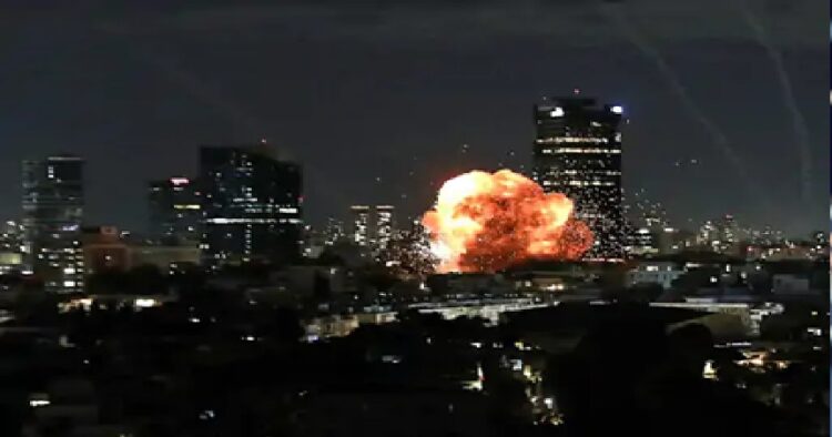 पश्चिम एशिया में हालात एक बार फिर से तनावपूर्ण ,अमेरिका-इजरायल ने जिस चाबहार पर किया भयंकर मिसाइल अटैक