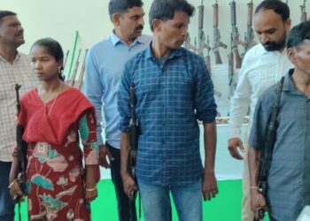 छत्तीसगढ़ में 108 नक्सलियों का सरेंडर; सुरक्षा बलों को बड़ी सफलता