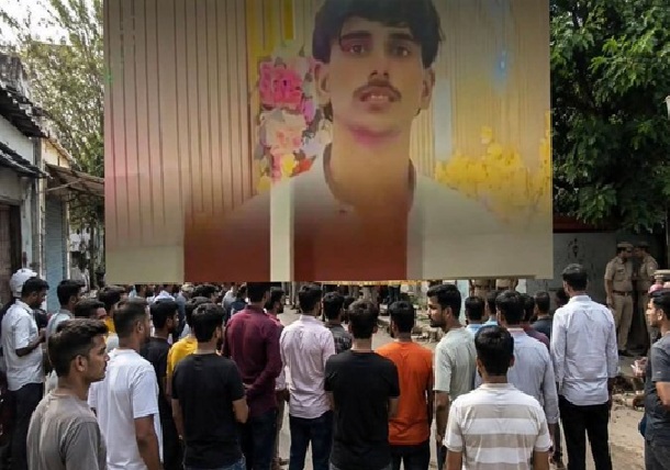 गाजियाबाद हत्या मामले में क्यों बढ़ता जा रहा बवाल ……………