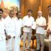 तमिलनाडु में नई सरकार के गठन का मामला उलझा ……………..
