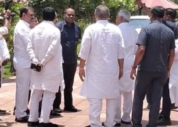विकास कार्यों के जमीनी निरीक्षण की शुरुआत……………