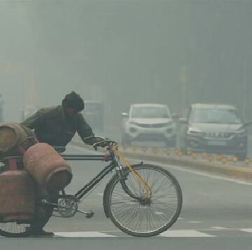 दिल्ली NCR : धूल भरी तेज आंधी के बाद हुई झमाझम बारिश