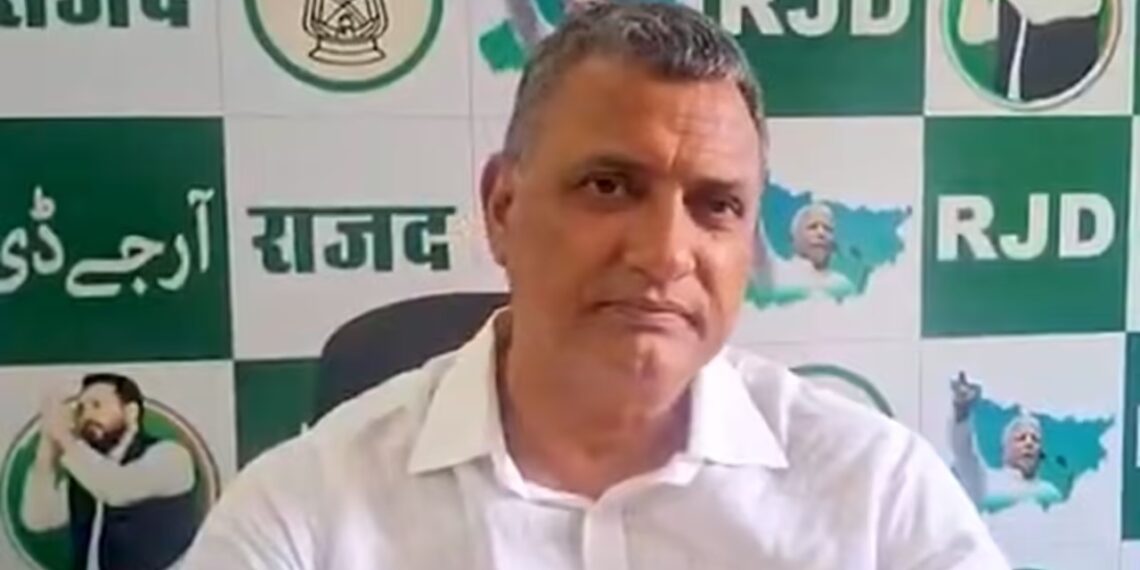 ऐसे लोगों को जेल में होना चाहिए…………