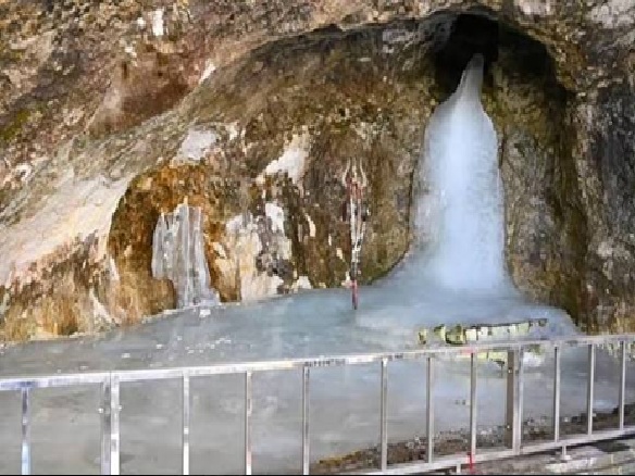 अमरनाथ यात्रा आज से, 4800 यात्रियों का पहला जत्था कश्मीर पहुंचा