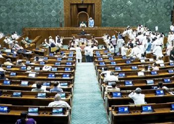 दो दिन की मैराथन चर्चा के बाद लोकसभा से पास हुआ परीक्षा संशोधन बिल
