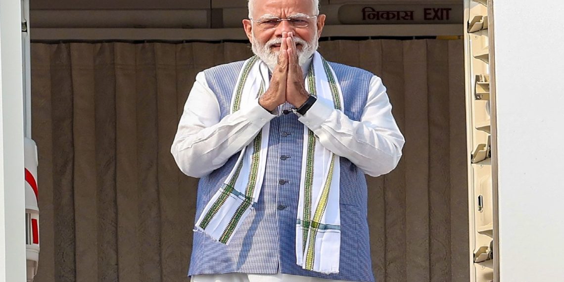 प्रधानमंत्री मोदी इंडोनेशिया, ऑस्ट्रेलिया और न्यूजीलैंड की छह दिन की यात्रा पर रवाना……………