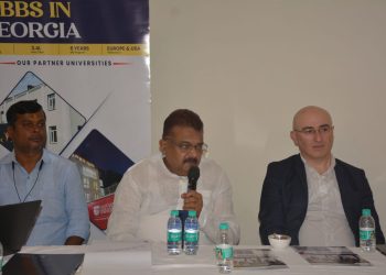 मेडिकल के क्षेत्र में कॉपरेटिव व्यवस्था विकसित हो : प्रोफेसर रणवीर नंदन