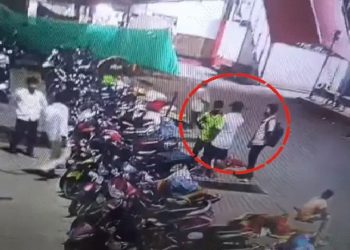 बंटी यादव हत्याकांड में बड़ा एक्शन, 3 दारोगा समेत 4 पुलिसकर्मी सस्पेंड…………..