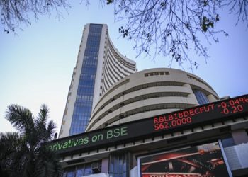 बाजार ने लगाई बड़ी छलांग, सेंसेक्स 750 अंक से ज्यादा उछला, निफ्टी 24,150 के पार