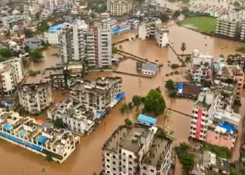 गुजरात में बाढ़ का कहर!