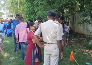 एक महीने में पांचवीं लाश से दहला वीवीआईपी इलाका………