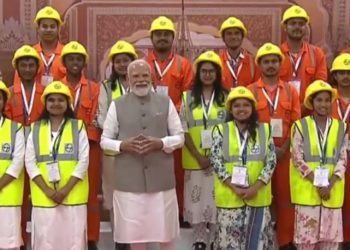 पीएम मोदी आज राजस्थान-गुजरात के दौरे पर 1.06 लाख करोड़ रुपए की विकास परियोजनाओं का देंगे तोहफा ………………