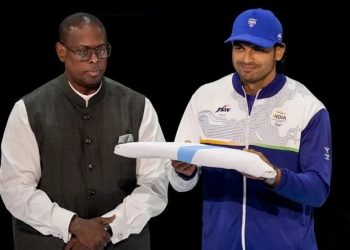 कॉमनवेल्थ गेम्स 2030 की मेजबानी करेगा भारत, ग्लास्गो में सौंपा गया झंडा